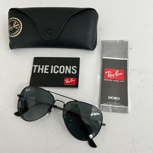 Ray-Ban Aviator black